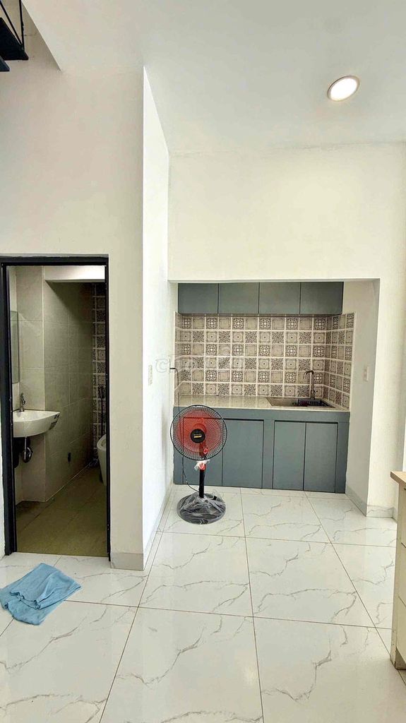 Аренда · 2 комн. · 32 м² · Quận Tân Bình, ул. Đường Phạm Phú Thứ