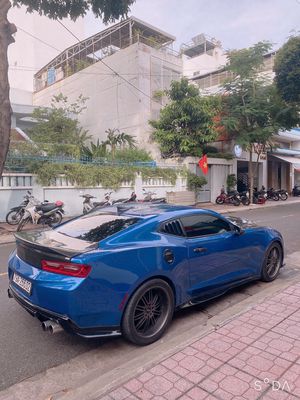Chevrolet Camaro 2016 màu xanh, 58000 km. Mua bán Ô tô tại Thành phố Thủ Đức Tp Hồ Chí Minh được đăng bởi sang 