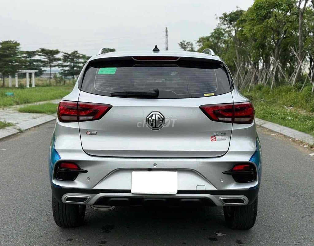 MG ZS 2023 Com 9600km Bạc. Mua bán Ô tô tại Thành phố Thủ Đức Tp Hồ Chí Minh được đăng bởi Đạt Xe Cũ hình 2