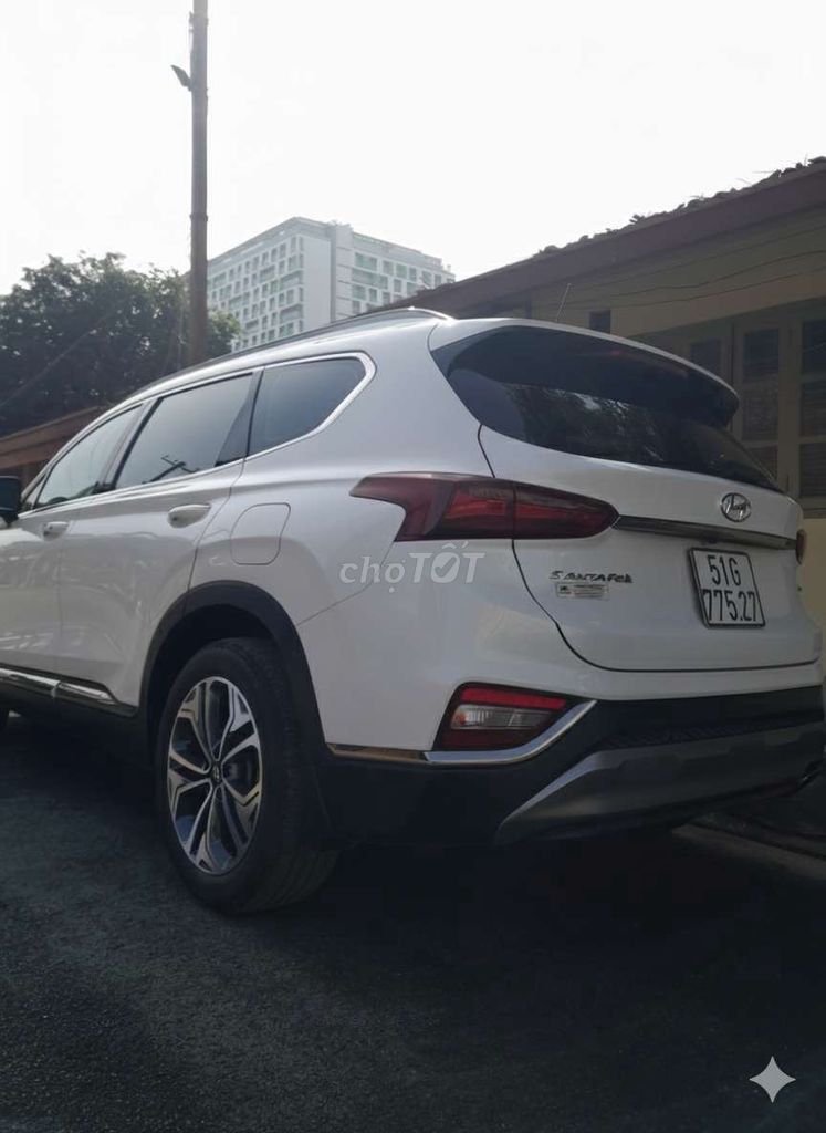 Santafe model 2019 máy xăng 2 cầu. Mua bán Ô tô tại Quận Tân Phú Tp Hồ Chí Minh được đăng bởi Đoàn Thiên Ân  hình 3