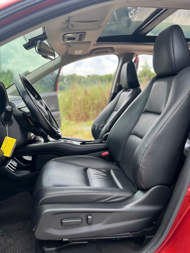 Honda HR-V 2019 L  mới 49.000 km quá cứng. Mua bán Ô tô tại Quận Gò Vấp Tp Hồ Chí Minh được đăng bởi Phan Trung Quân hình 6