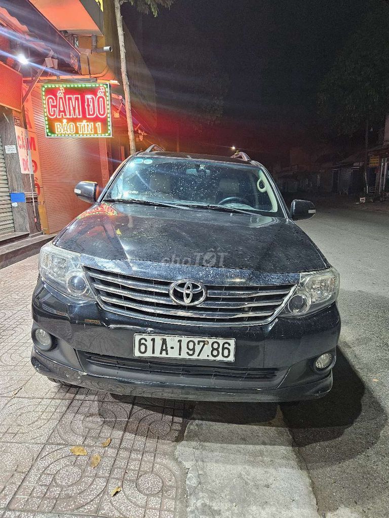 Toyota Fortuner 2014 2.7V 4x2 - 239000 km