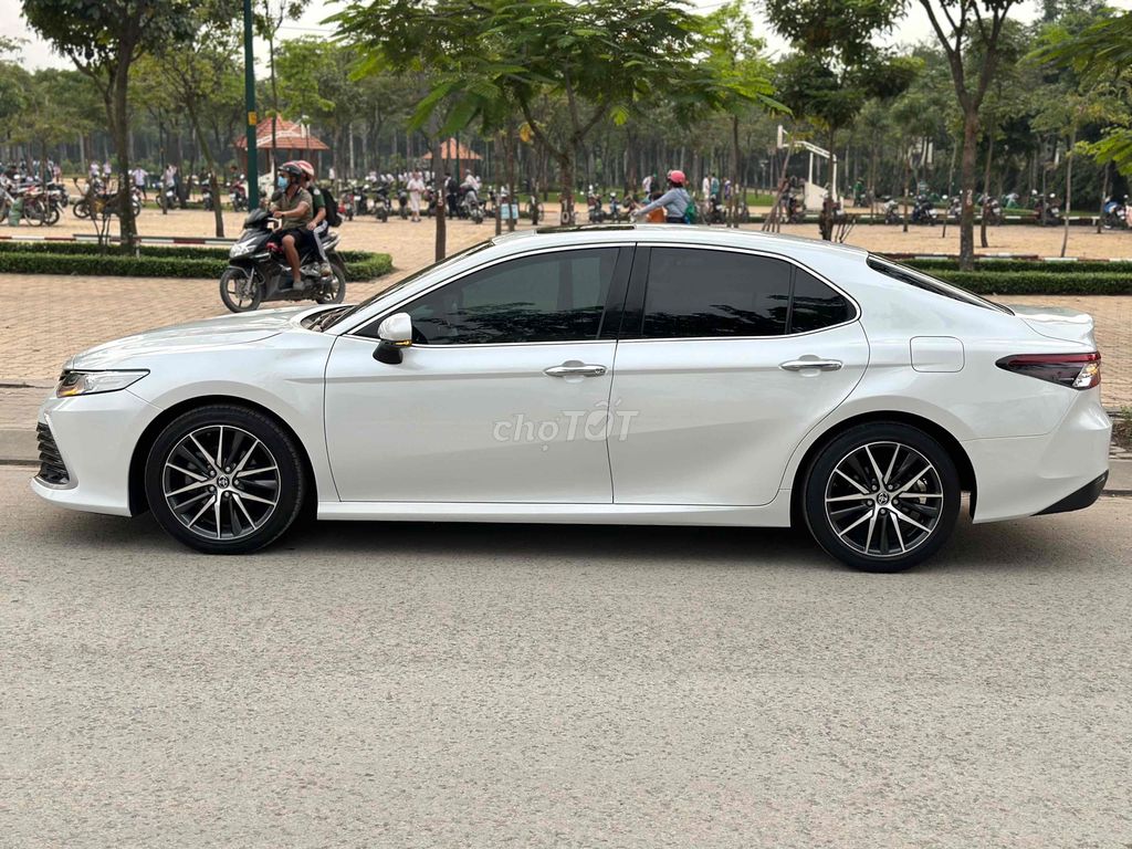 Toyota Camry 2022 2.0 Q xe cực đẹp không lỗi. Mua bán Ô tô tại Huyện Hóc Môn Tp Hồ Chí Minh được đăng bởi Hoàng Danh  hình 19