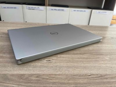 Dell N5620 - Dòng laptop đời mới, mang hình lớn.