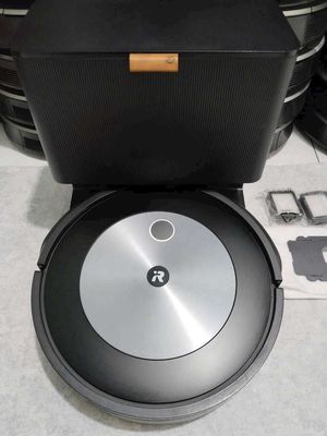 em robot hút bụi romba j7 plus nhật đẹp như hình. Mua bán Nội thất, đồ gia dụng khác tại Huyện Bình Chánh Tp Hồ Chí Minh được đăng bởi Huỳnh việt trinh