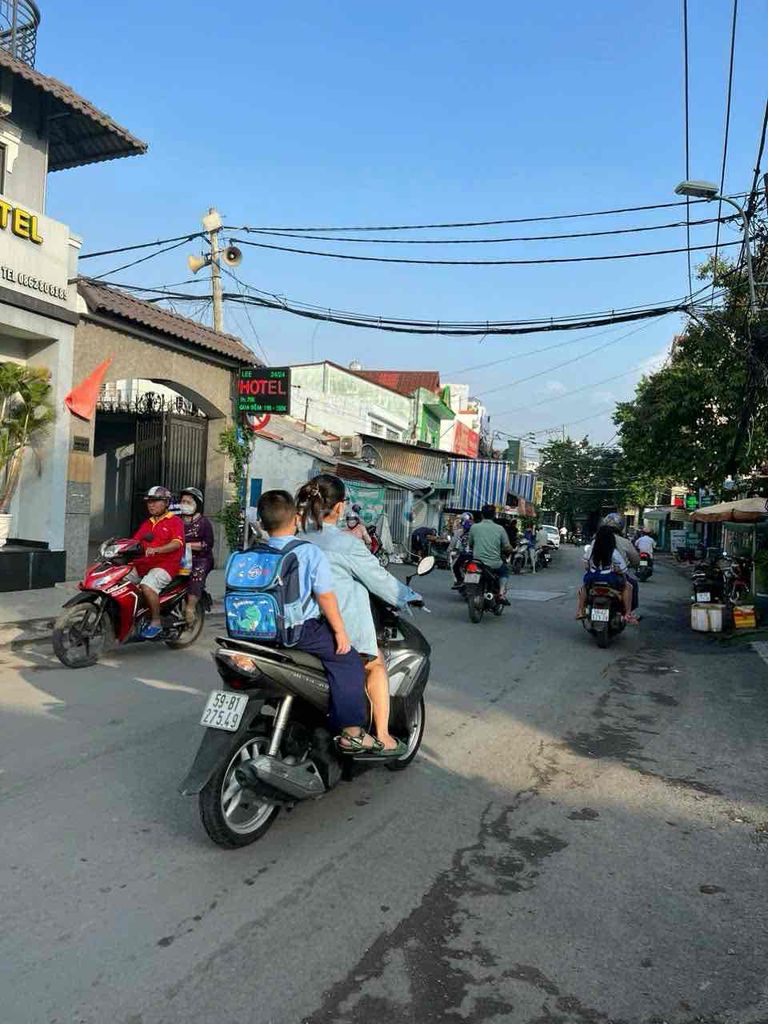 nhà mặt tiền nguyễn tuyển,1 trệt lửng 4 lầu khu kinh doanh sầm uất