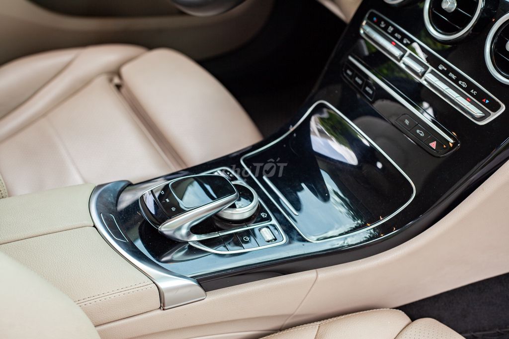 Mercedes-Benz C180 2020 56000 km. Mua bán Ô tô tại Thành phố Thủ Đức Tp Hồ Chí Minh được đăng bởi H2T Auto hình 16