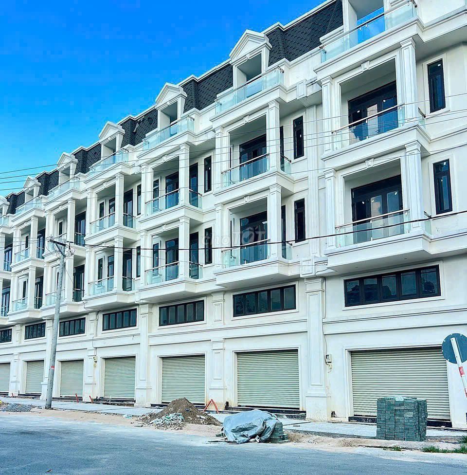 SHOPHOUSE Quận 12 Mặt tiền đối diện chợ An Sương. Mua bán Văn phòng, Mặt bằng kinh doanh tại Quận 12 Tp Hồ Chí Minh được đăng bởi Bùi tài hình 4