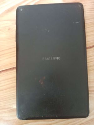 Ipad bể chút xíu còn xài ok ad duyệt dùm mình. Mua bán Máy tính bảng tại Thị xã Bình Long Bình Phước được đăng bởi Tý Em