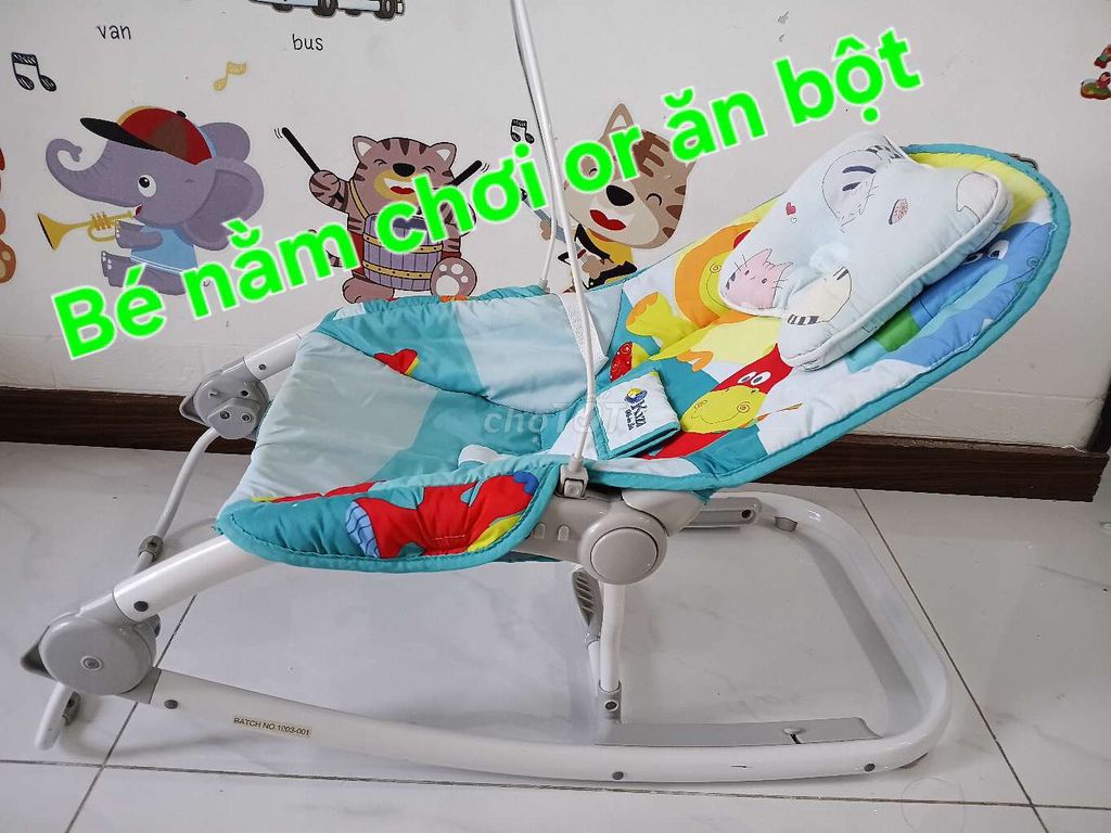 Ghế rung Kiza cho em bé kèm gối chống bẹp đầu. Mua bán Mẹ và bé tại Quận Tân Phú Tp Hồ Chí Minh được đăng bởi Đức T hình 1