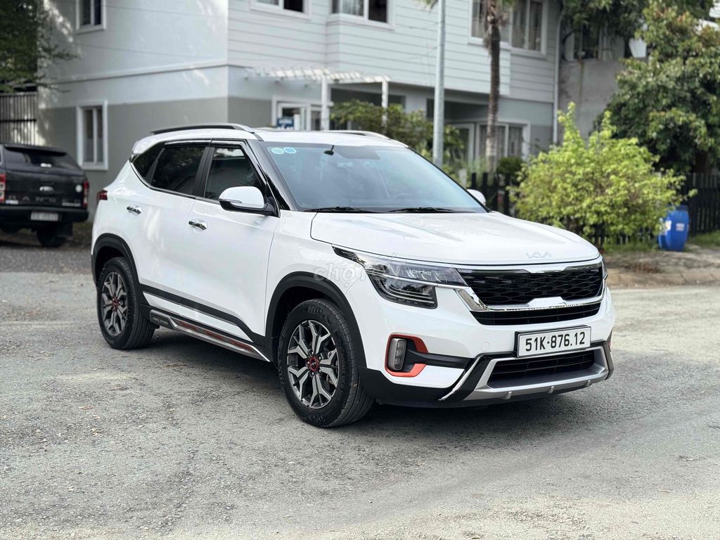 Kia Seltos 2024 Premium 1.6 AT - 9000 km. Mua bán Ô tô tại Quận 12 Tp Hồ Chí Minh được đăng bởi Mr Đức hình 2