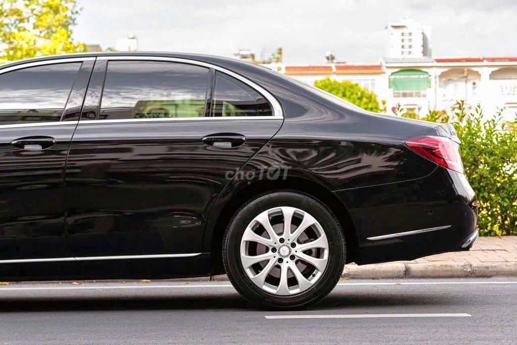 Bán xe siêu cop Mẹc E200 sx 2016 zin đẹp. Mua bán Ô tô tại Quận 7 Tp Hồ Chí Minh được đăng bởi tuấn anh hình 6