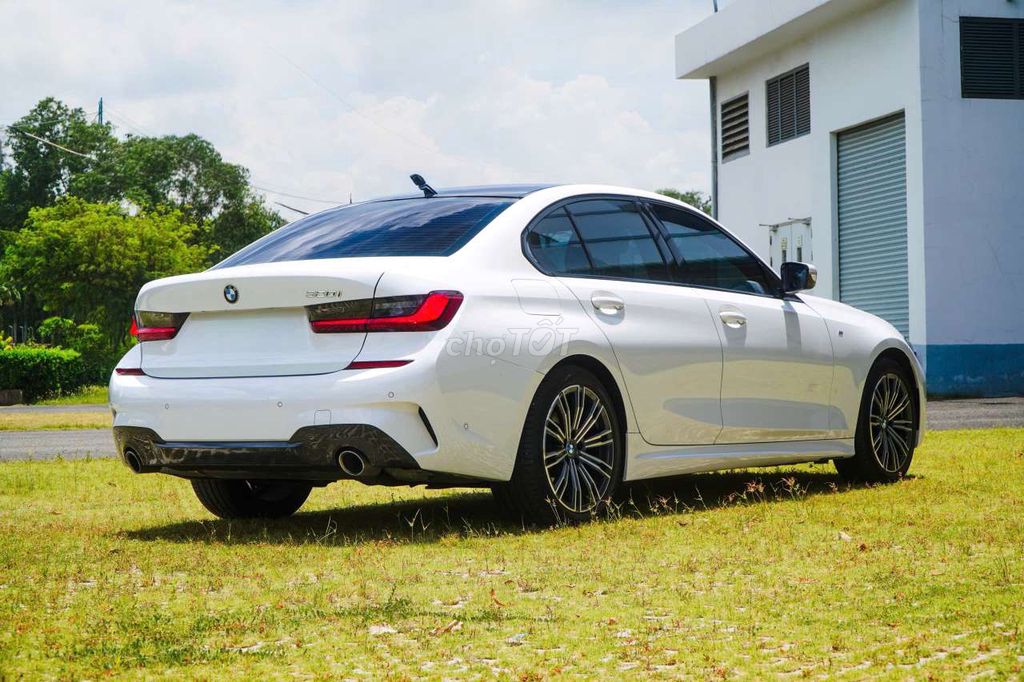 BMW 320i M SPORT 2022, 1 владелец, ухоженная, отличное состояние