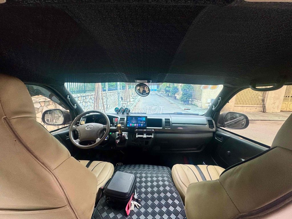 Toyota Hiace 2009 - 20 km. Mua bán Ô tô tại Quận Hoàng Mai Hà Nội được đăng bởi dũng hình 9