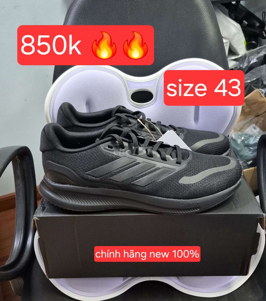 Giày Adidas RUNFALCON 5 Đen 43. Mua bán Giày dép tại Huyện Thanh Trì Hà Nội được đăng bởi Hằng Nguyễn hình 1