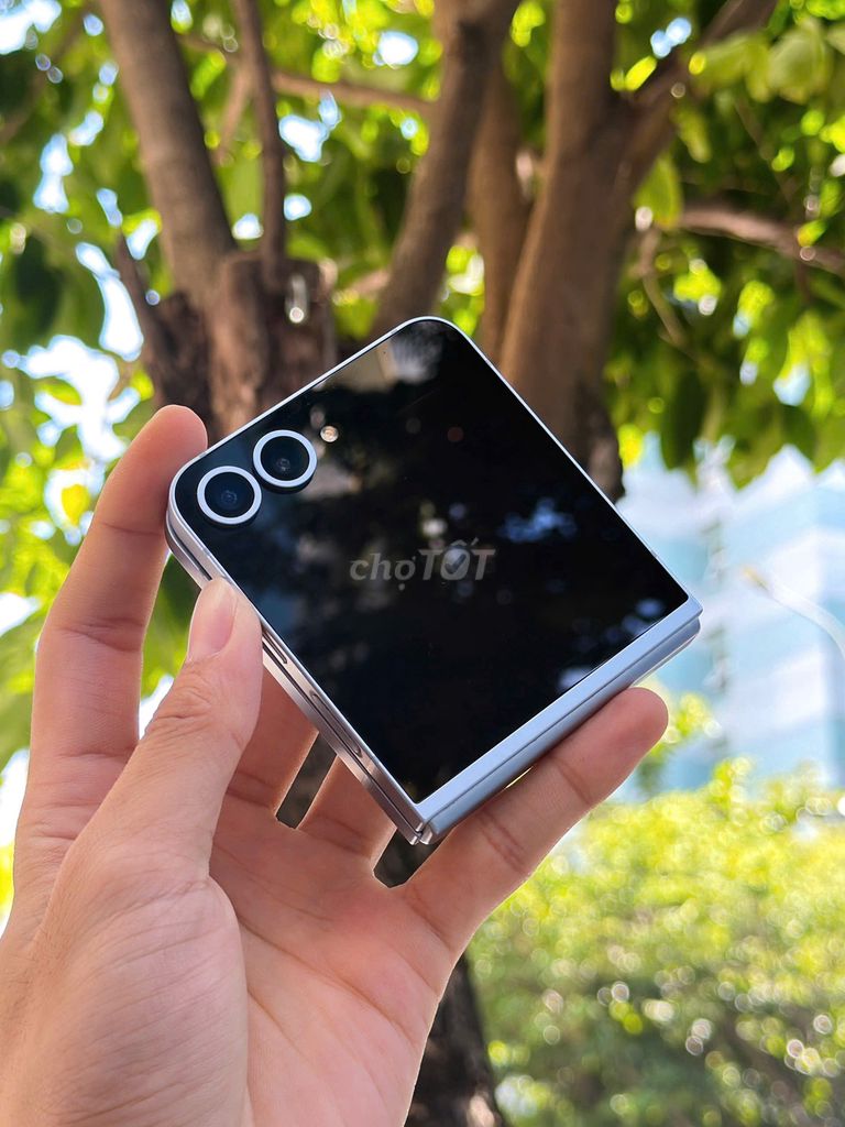 💙 Samsung Z Flip 6 Blue 256GB Keng Đẹp 💙. Mua bán Điện thoại tại Quận Thanh Khê Đà Nẵng được đăng bởi Thiện Lê TShop 16 Lê Đình Lý hình 1
