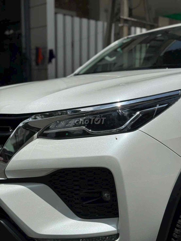 Toyota Fortuner 2.4 AT 4x2 sản xuất 2024. Mua bán Ô tô tại Quận Hà Đông Hà Nội được đăng bởi A Huan  hình 7