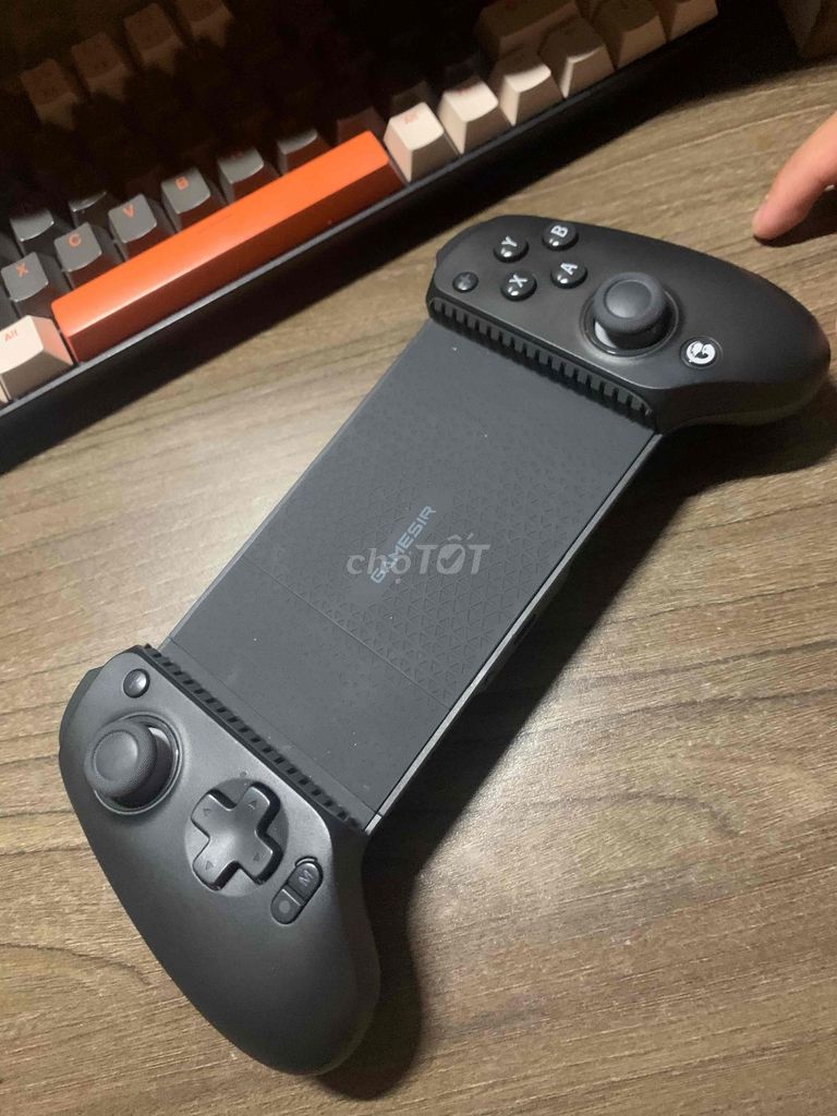 Tay cầm Gamesir G8 Plus Đen (no box). Mua bán Thiết bị chơi game tại Quận Ngũ Hành Sơn Đà Nẵng được đăng bởi Duy Hùng hình 1