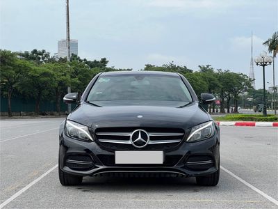 Cần bán Mercedes Benz C200. Mua bán Ô tô tại Quận Gò Vấp Tp Hồ Chí Minh được đăng bởi Xuân Trường