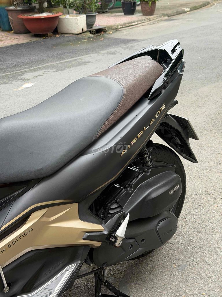 HT GÓP ĐẬU💯Airblade 125 BSTP 9chủ Xe Đẹp Ít Đi Bán. Mua bán Xe máy tại Quận Tân Bình Tp Hồ Chí Minh được đăng bởi CươngCương hình 9