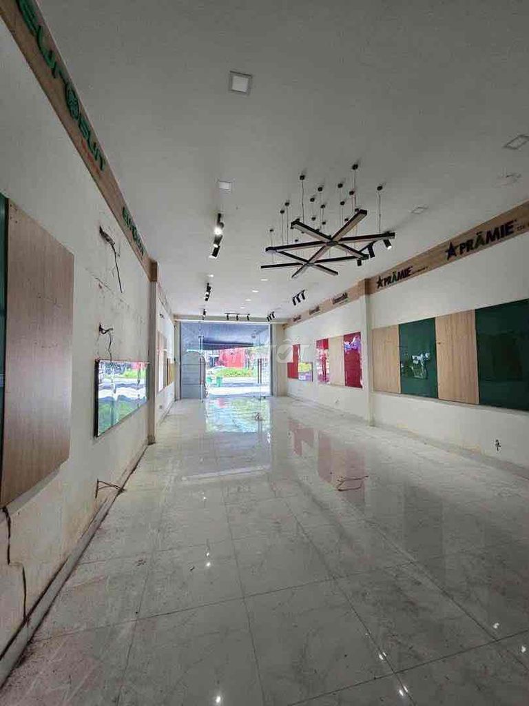 Аренда · 1 комн. · 100 м² · Quận Cẩm Lệ, ул. Đường Nguyễn Phước Lan