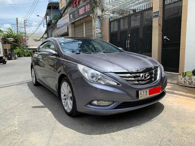 Hyundai Sonata 2011 2.0 AT - 120000 km. Mua bán Ô tô tại Thành phố Pleiku Gia Lai được đăng bởi David Nguyen