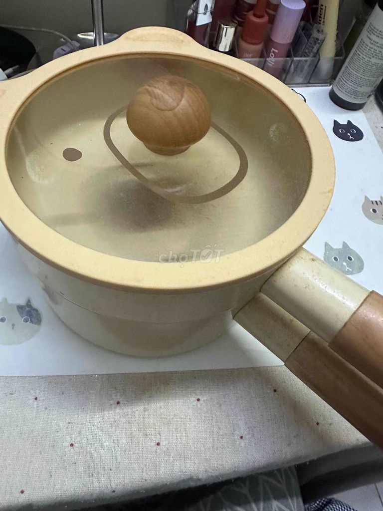 Chảo quánh Kim loại Gỗ Vàng kem Hàn Quốc Cũ. Mua bán Dụng cụ nhà bếp tại Quận Gò Vấp Tp Hồ Chí Minh được đăng bởi Hoài Hoài hình 1