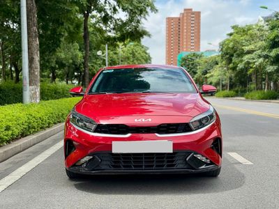 Kia K3 2021 Luxury 1.6 AT - 39000 km. Mua bán Ô tô tại Quận Cầu Giấy Hà Nội được đăng bởi Hùng Eco Auto