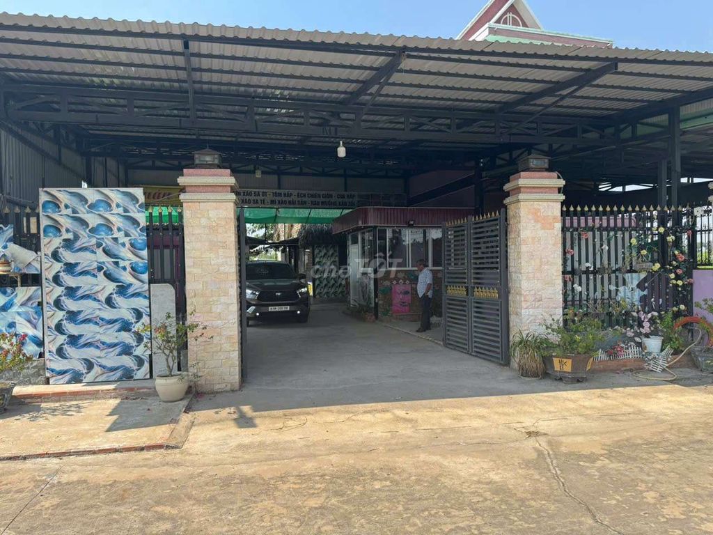 CHO THUÊ NHÀ VƯỜN 300M2 Ở TRƯỜNG BÌNH - MỸ LỘC CẦN GUỘC - DT: 10x30M