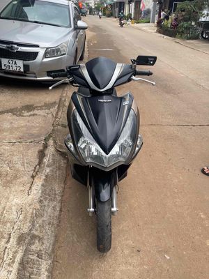 bán honda ab 2012. phun xăng điện tử. Mua bán Xe máy tại Thành phố Buôn Ma Thuột Đắk Lắk được đăng bởi nguyễn đức biên