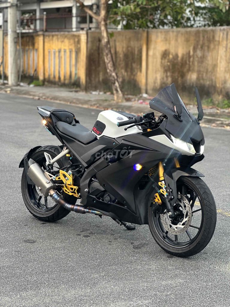 R15 siêu chất - ok 11.000km chíh chủ