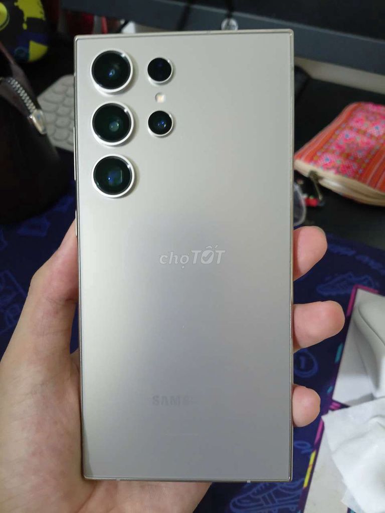 Samsung S24 Ultra 256GB Xám titan . Mua bán Điện thoại tại Quận Bắc Từ Liêm Hà Nội được đăng bởi Phan Viết Thắng hình 1