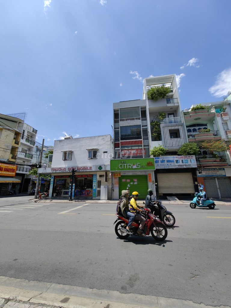 Cho Thuê Nguyên Căn mặt tiền Vườn Lài