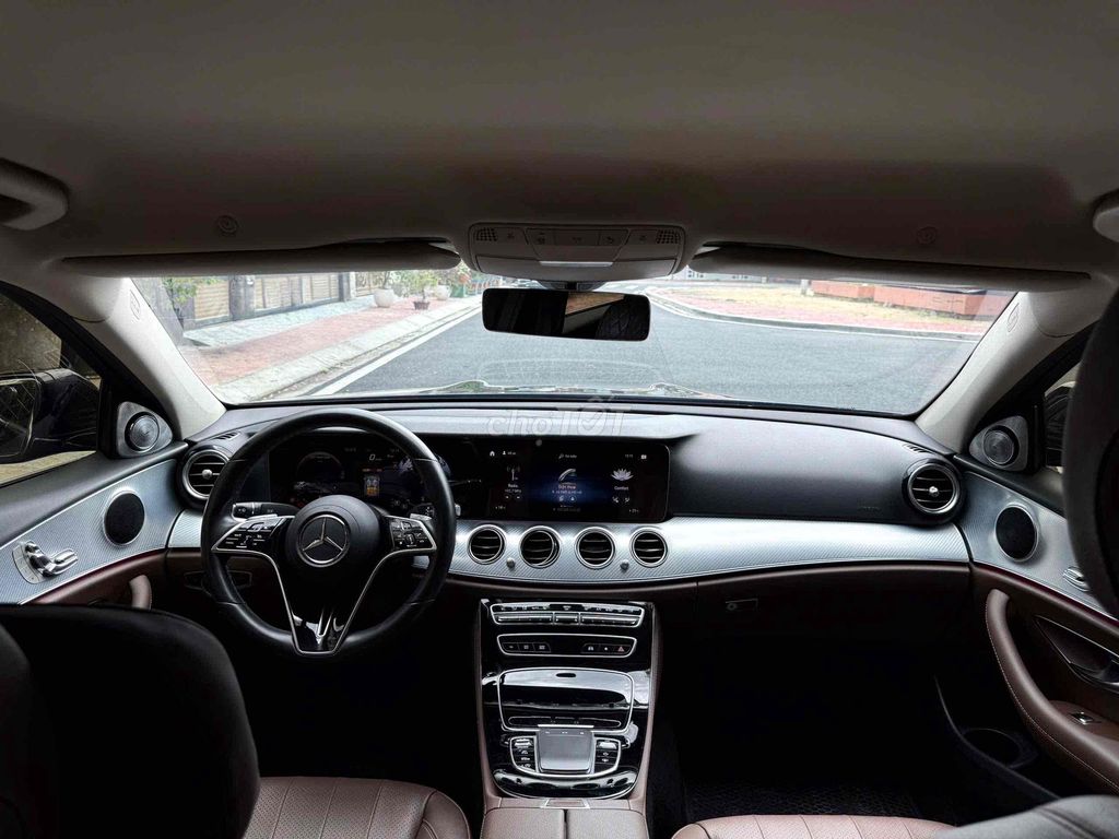 Mercedes Benz E180 model 2022 1 chủ. Mua bán Ô tô tại Quận 8 Tp Hồ Chí Minh được đăng bởi Khoa nguyễn hình 13