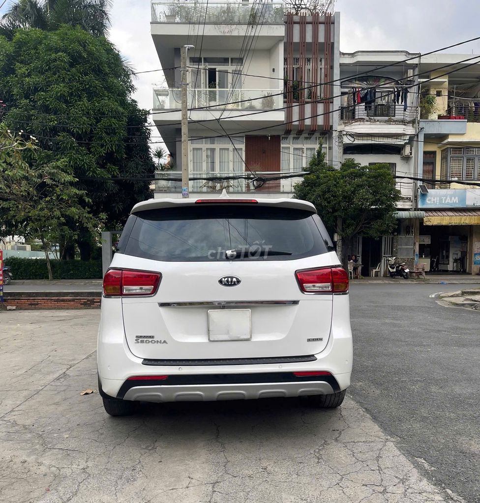 Kia Sedona 2017 FULL DẦU TRẮNG. Mua bán Ô tô tại Quận 12 Tp Hồ Chí Minh được đăng bởi NHI Ô TÔ AN SƯƠNG hình 4