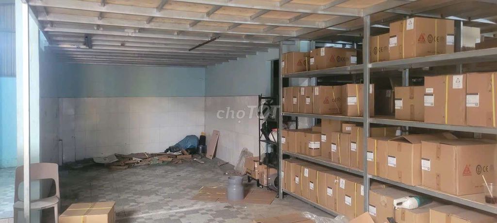 Kho xưởng 300m2 có gác nhỏ QL13, HBP gần cầu vượt BP - ảnh 4