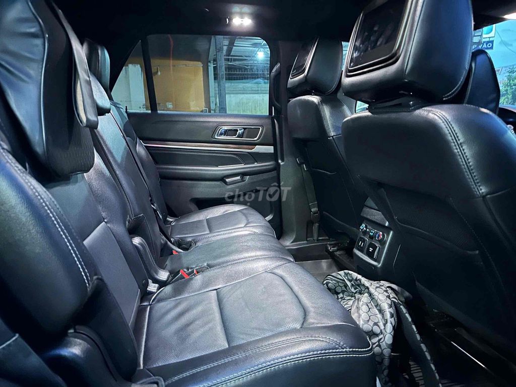 Ford Explorer 2018 dk 2019 xe 1 chủ full ls hãng. Mua bán Ô tô tại Quận Gò Vấp Tp Hồ Chí Minh được đăng bởi ANH KIET AUTO hình 9