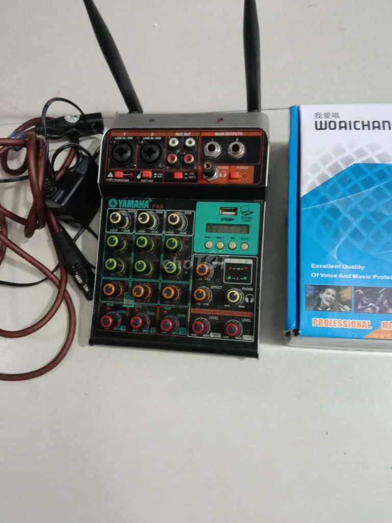 Bàn mixer Yamaha F4A Đen kèm Mic BMB 900. Mua bán Tivi, Âm thanh tại Huyện Việt Yên Bắc Giang được đăng bởi Trần Ngọc Mộng  hình 1