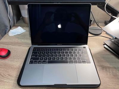 macbook 2016 pro with touchbar