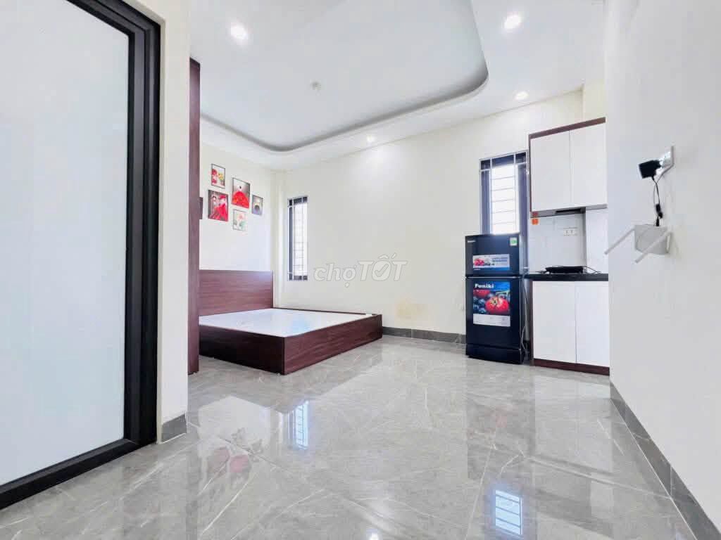 Phòng trọ 4tr3 Lĩnh Nam, Hoàng Mai, có nội thất