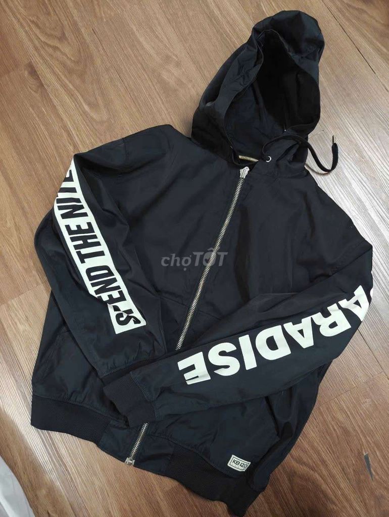 Áo khoác Kenzo vải dù Unisex. Mua bán Quần áo tại Quận 4 Tp Hồ Chí Minh được đăng bởi Anh Đinh hình 1