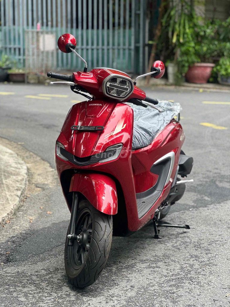 Honda Stylo 2026 Красный