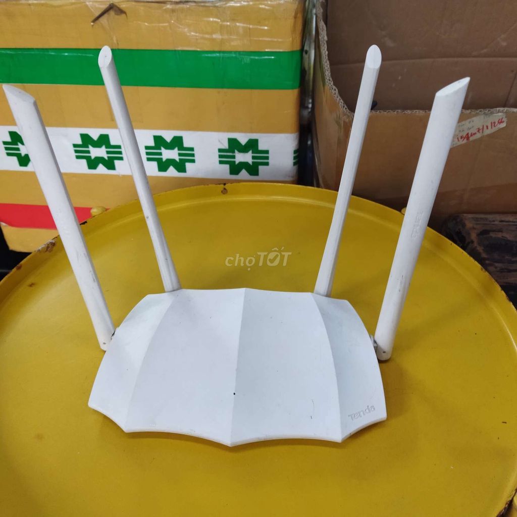 Phát wifi Tenda AC5 tốc độ 1200mbps 4 râu.