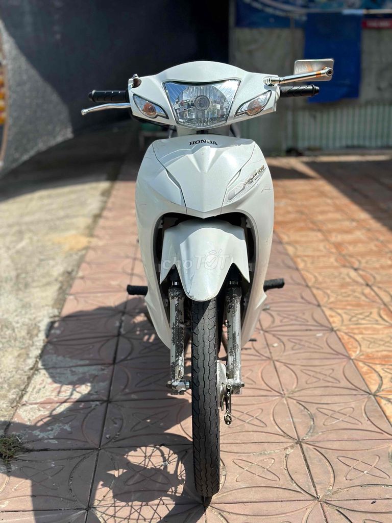 máy zin cực êm 1 chủ mua mới từ đầu. Mua bán Xe máy tại Huyện Cờ Đỏ Cần Thơ được đăng bởi thành lợi hình 1