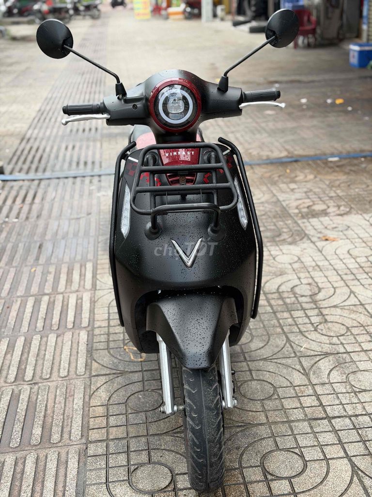 Электроскутер VinFast Evo Neo, хошиминские номера, я хозяин