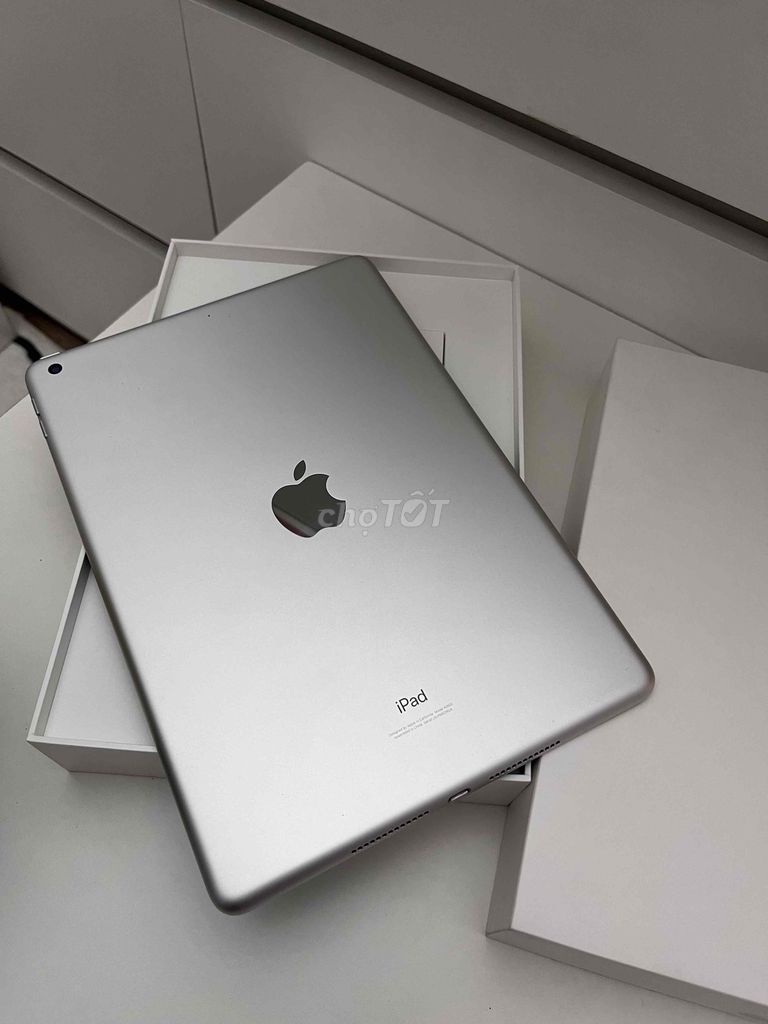 Apple iPad Gen 9 wifi 64GB Bạc Đã sử dụng. Mua bán Máy tính bảng tại Quận Bình Tân Tp Hồ Chí Minh được đăng bởi Vũ Lê Ngọc Linh hình 1
