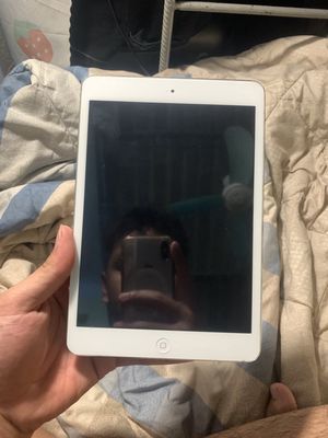 Ipad mini. Mua bán Máy tính bảng tại Quận Đống Đa Hà Nội được đăng bởi Ngọc Khanh Dương (2251172385_64KTPM5)