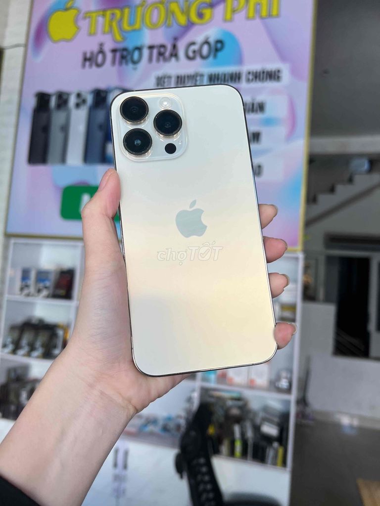 Apple iPhone 14 Pro Max 256GB Vàng LLA zin áp. Mua bán Điện thoại tại Quận Sơn Trà Đà Nẵng được đăng bởi Diễm Diễm hình 1