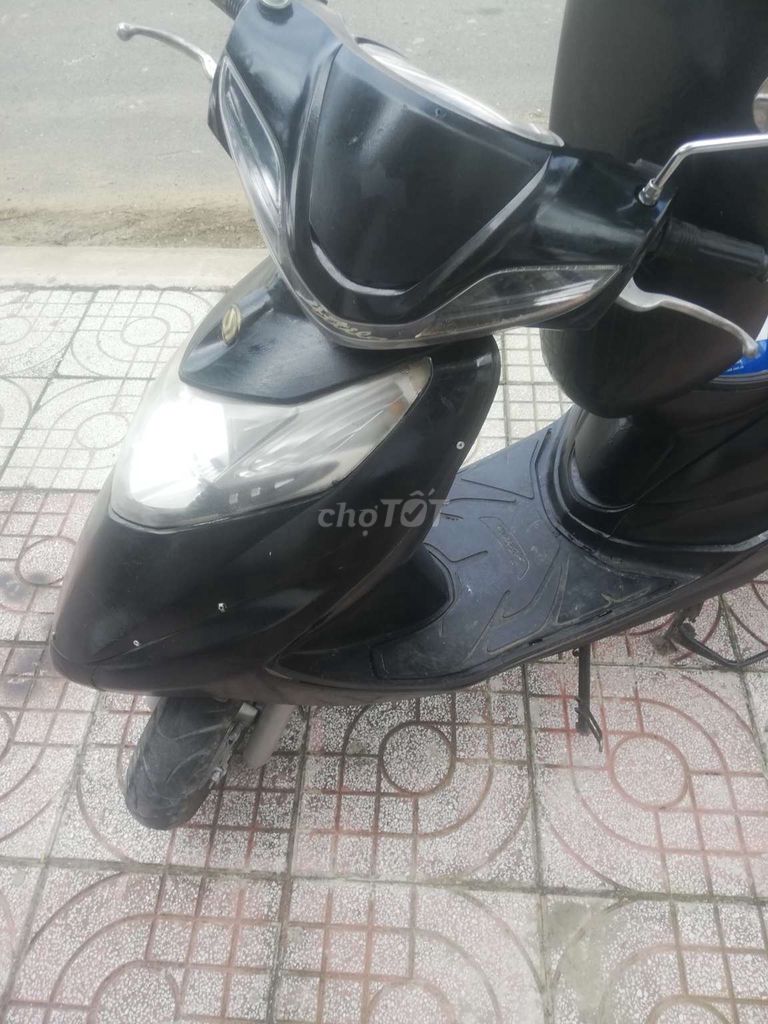 Atila dĩa bay .máy êm bao mạnh.. Mua bán Xe máy tại Huyện Bình Chánh Tp Hồ Chí Minh được đăng bởi Kieu hình 3