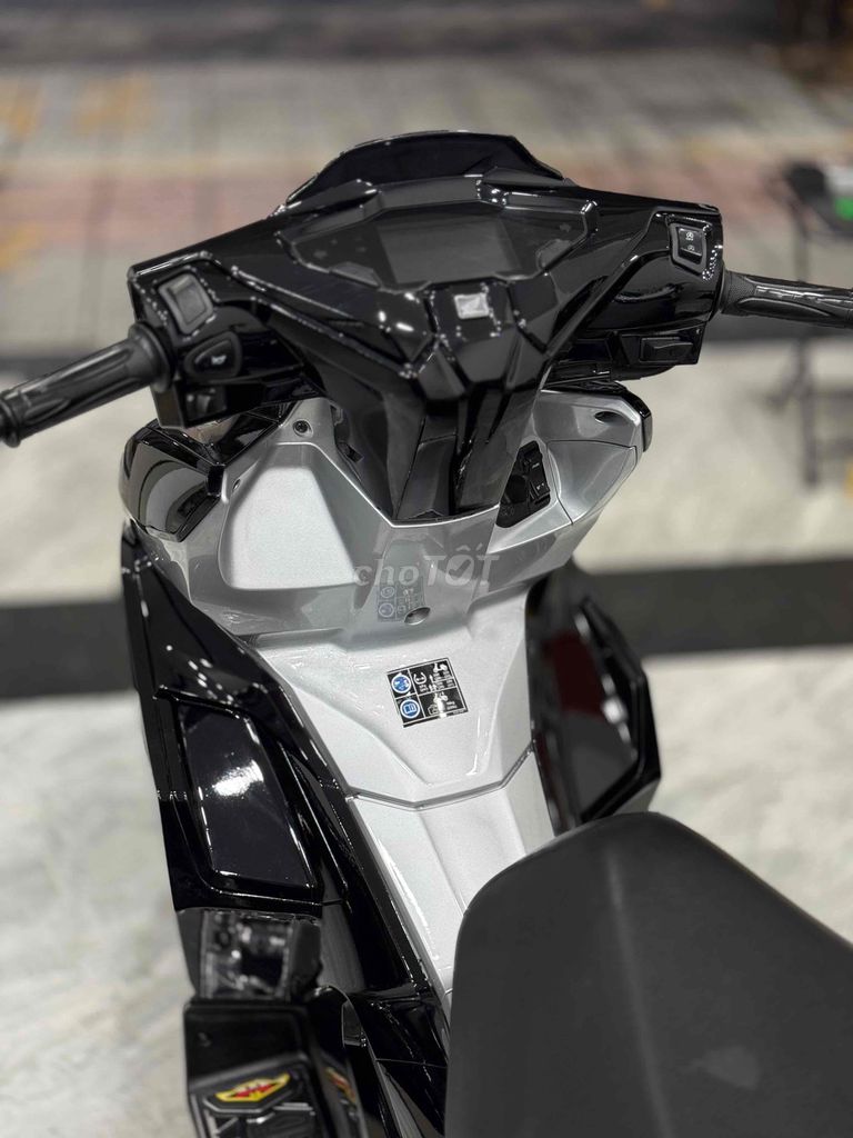 Honda Air Blade, черный, 4 клапана, первоначальный взнос 8 млн